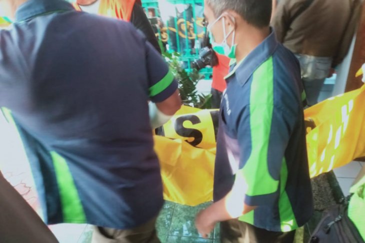 Polisi selidiki kasus tewasnya ibu kos diduga korban pembunuhan