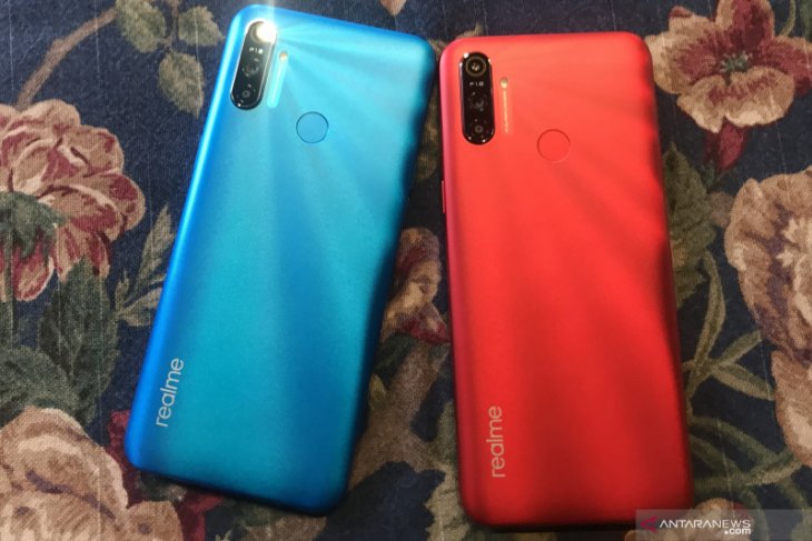 Realme gabung dengan ponsel China untuk tandingi Google