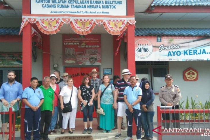 Keluarga korban Perang Dunia II kunjungi di Mentok