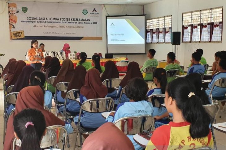 Tambang Emas Martabe sosialisasi praktik K3 kepada pelajar SMPN 2 Batang Toru