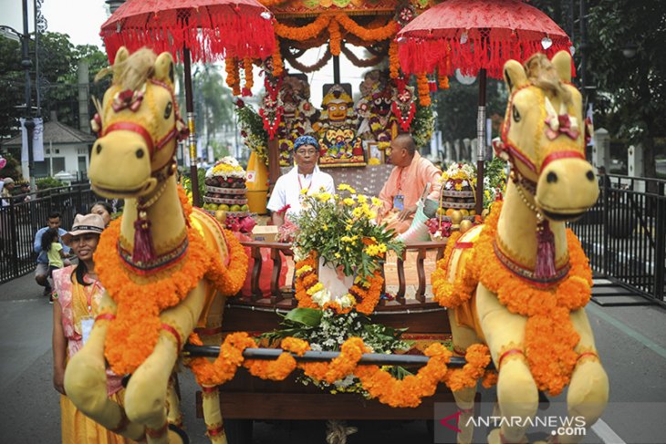 Parade Bandung rumah bersama 