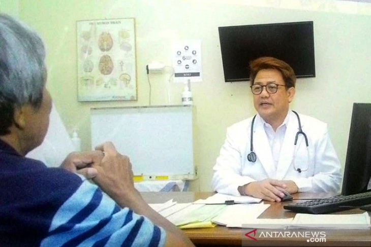 Dokter ingatkan manfaat puasa bagi penderita memiliki riwayat stroke