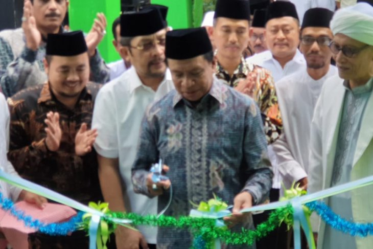 Menpora resmikan Gedung Pemuda Ponpes Miftachus Sunnah