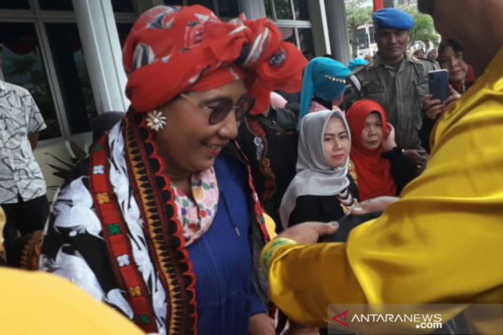 Bupati titip pesan penegerian Universitas Gajah Putih ke Susi Pudjiastuti