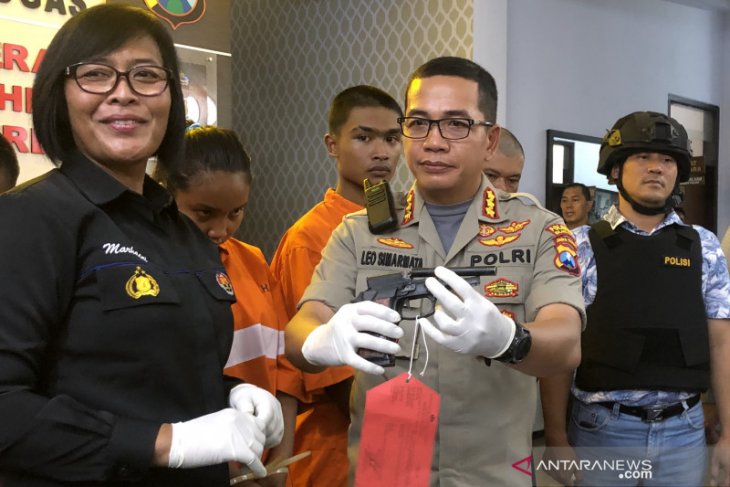 Pria ngaku polisi pelaku perampokan, berawal dari chatting dan janji bertemu