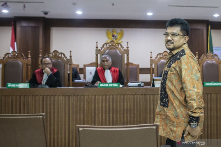 Mantan kepala kantor pajak, Yul Dirga divonis 6,5 tahun penjara