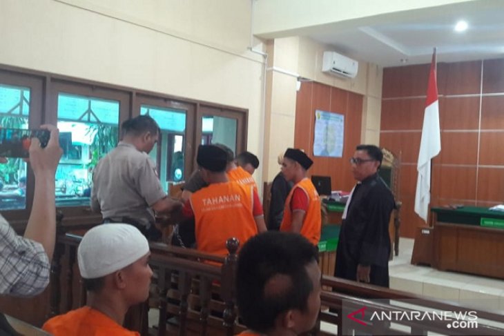 Tiga kurir pengiriman 231 kg ganja dituntut hukuman mati