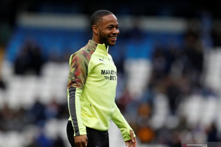 Dikaitkan dengan Real Madrid, ini respons Raheem Sterling