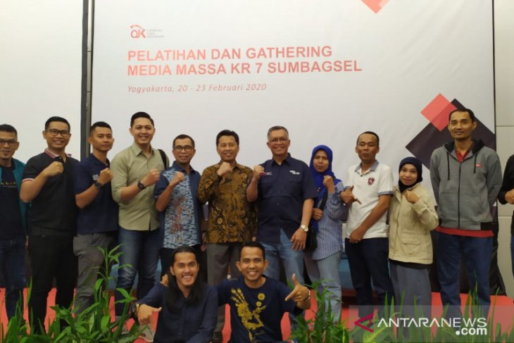 OJK gelar pelatihan dan gathering media massa KR 7