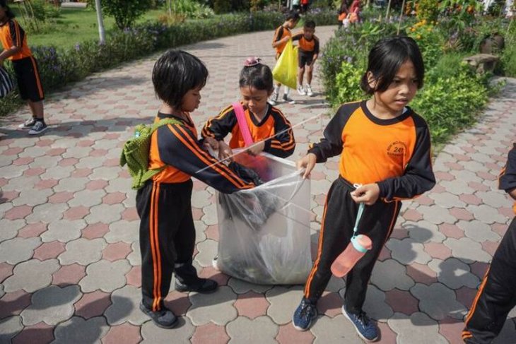 Hari peduli sampah nasional