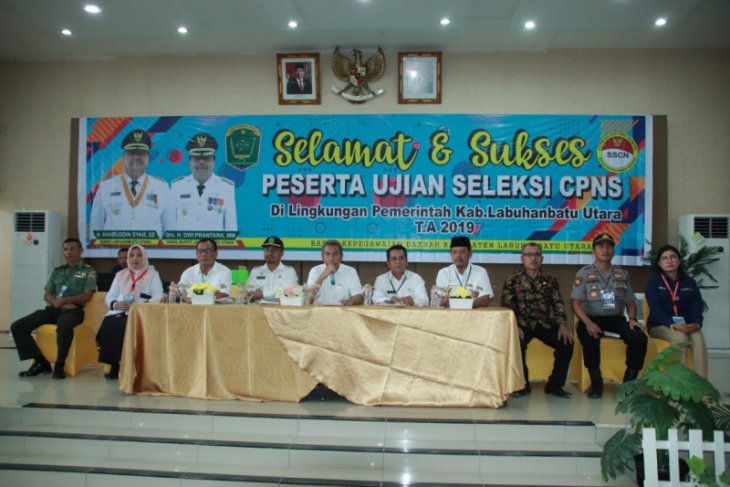 4 610 Peserta Cpns Bersaing Perebutkan 179 Kuota Di Labura Antara News Sumatera Utara