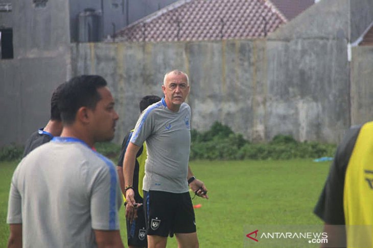 PSIS tekuk Arema FC 2-0