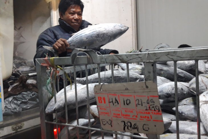 DKP Malut buat Pergub jalur logistik