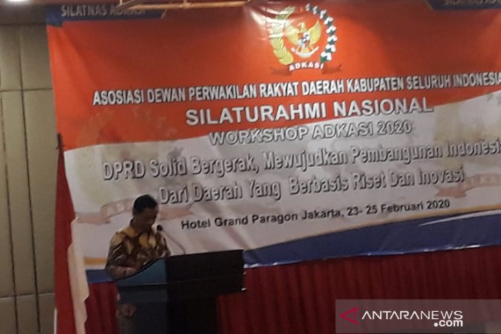 Mahfud MD: Politik uang masih terjadi dalam pilkada
