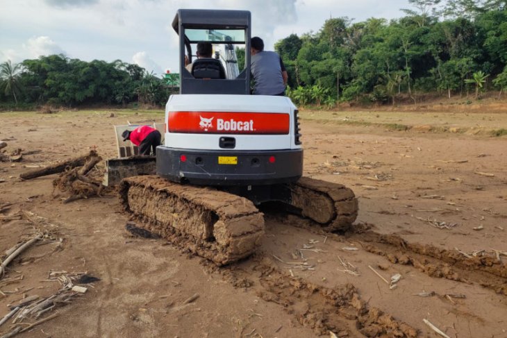 Distan Banten masih lakukan rehabilitasi sawah terkena banjir bandang Lebak