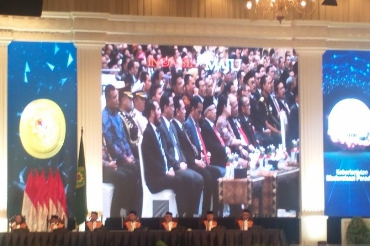 President, VP attend Supreme Court's plenary session