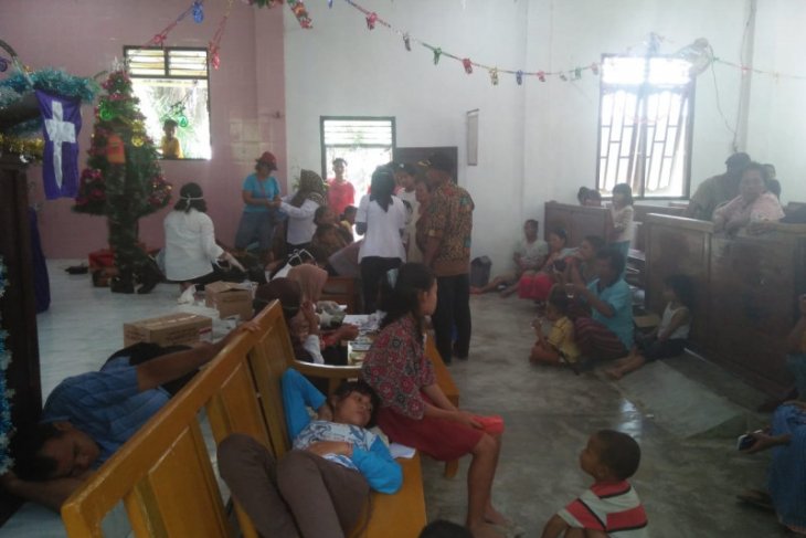 Enam warga Langkat keracunan makanan dilarikan ke RS Perta Medica