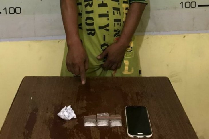 Satres Narkoba Polres Simalungun tangkap pengedar sabu asal Pematangsiantar
