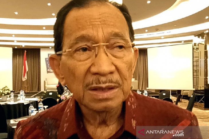Tanri Abeng berbagi pengalaman perbaiki BUMN saat krisis
