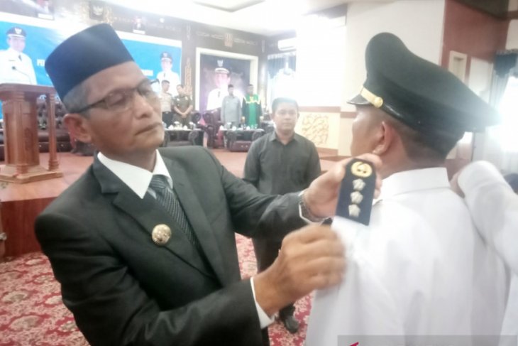 Lima kepala dinas dan empat camat di Nagan Raya diganti