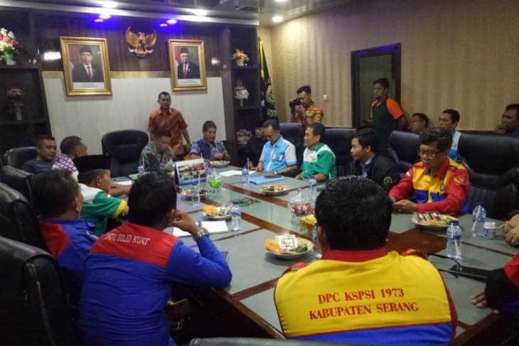 Soal omnibus law, buruh Banten mengadu ke DPRD