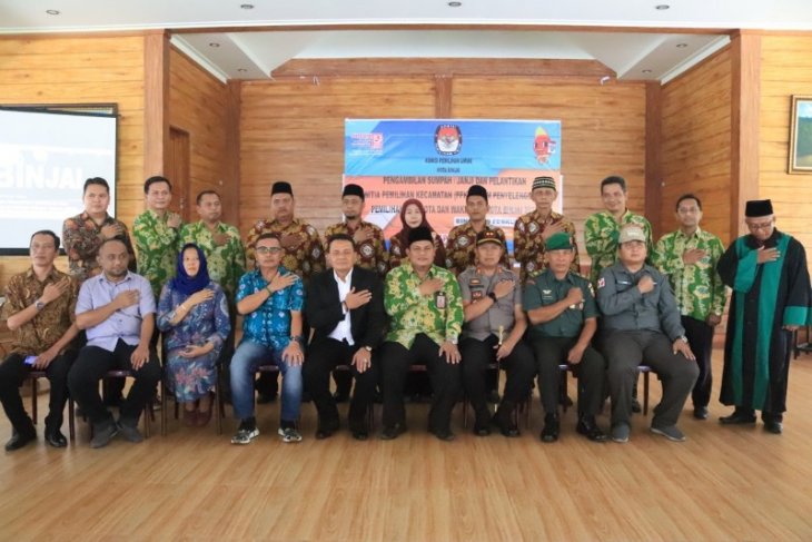 Wali Kota: PPK untuk pilkada Binjai harus bekerja sesuai aturan