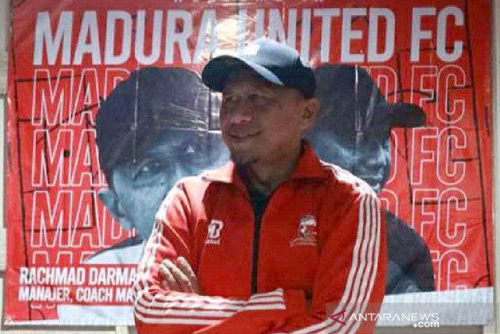 Manajer Madura United RD ingin pemain-pemainnya bermain lepas lawan PSS