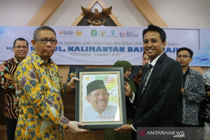 Sutarmidji minta Mata Garuda selektif dalam penyaluran beasiswa