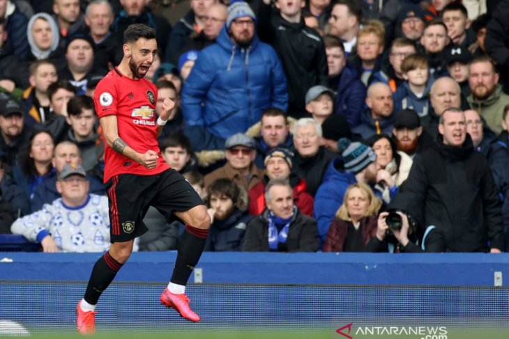 Bruno Fernandes tersanjung dibandingkan dengan Cantona
