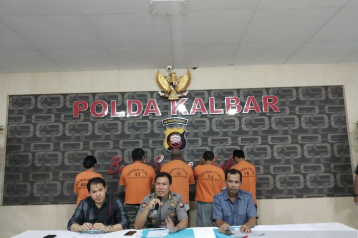 Polda Kalbar tetapkan lima tersangka kasus dana bantuan khusus Bengkayang