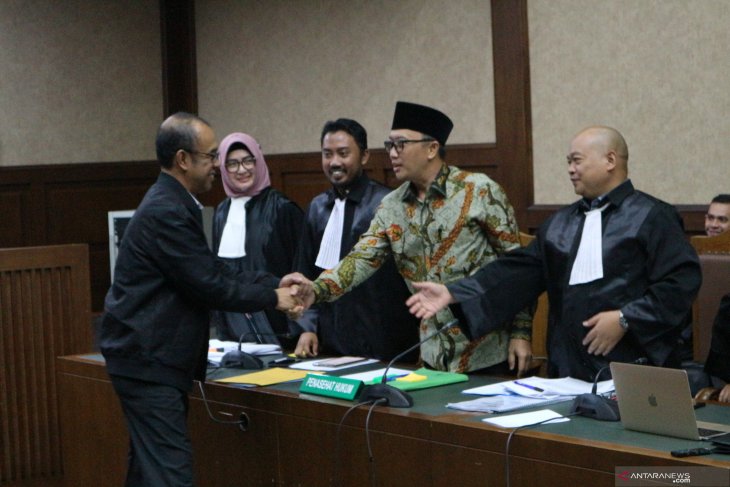 Imam Nahrawi bantah minta sangu untuk naik haji