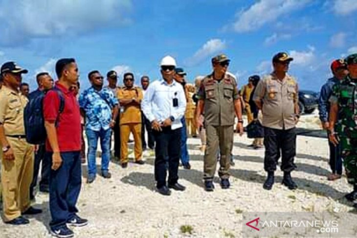 Bupati Maret 2020 listrik di Kei Besar 24 jam