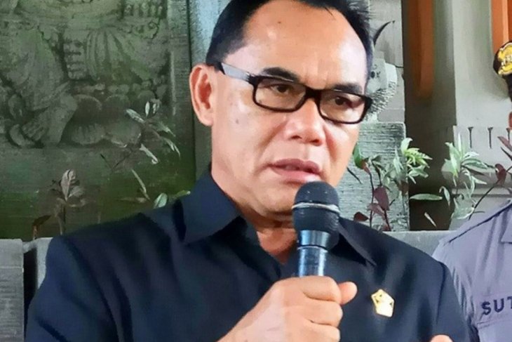 Ketua DPRD minta masyarakat tidak panik akibat masker langka