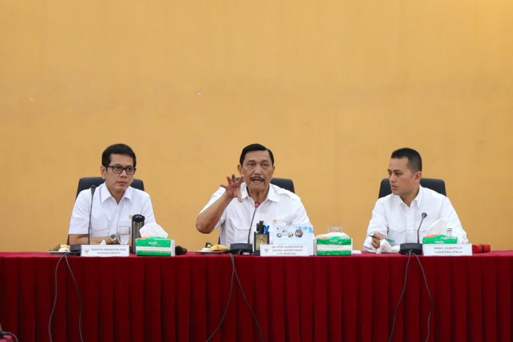 Menteri Luhut: Penataan kawasan Danau Toba tahap awal selesai Juni