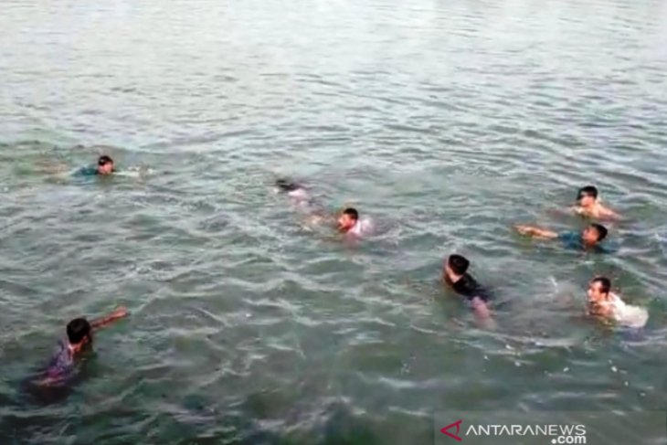 Terjun Dari Jembatan Pemuda Asal Pidie Tewas Tenggelam Di Krueng Nagan Antara News Aceh