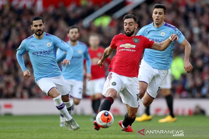 Menang derby Manchester, Solskjaer puji Bruno Fernandes