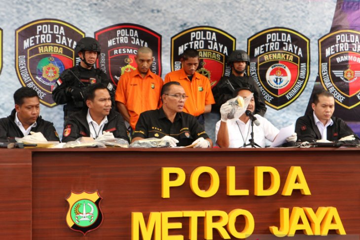 Polisi Jakarta ringkus dua pelaku pencuri motor bersenjata api