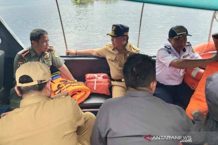 Gubernur Kalteng tinjau lokasi kecelakaan lalu lintas air di Sungai Sebangau