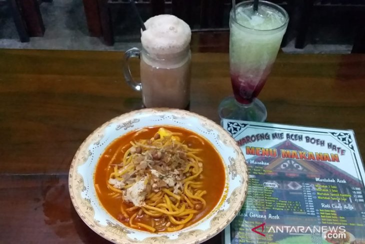 Sensasi nikmatnya Mi Aceh kaya rempah