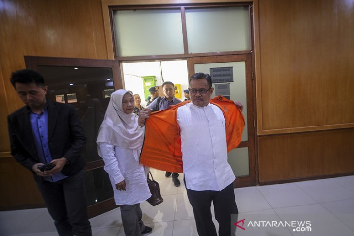 Sidang perdana Bupati Indramayu 