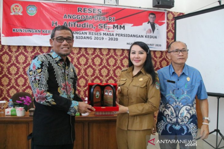 Pemkab Landak siap berikan penanganan dini pasien terdampak corona