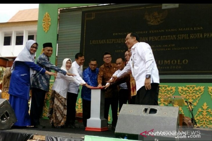 Menpan RB Tjahjo Kumolo minta MPP Pekanbaru terintegrasi dengan layanan SIM