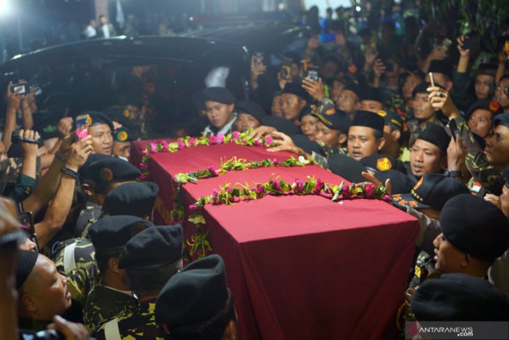 Pemakaman jenazah Kasatkornas banser di Tulungagung