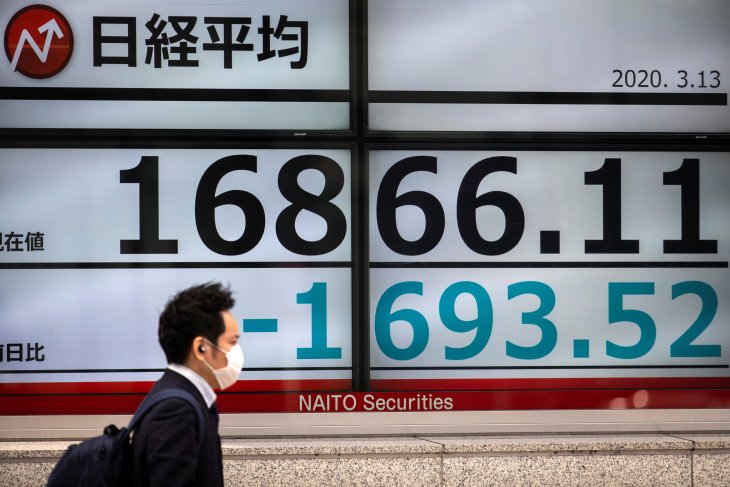 Saham Jepang tergelincir, investor hati-hati menjelang pertemuan Fed BOJ
