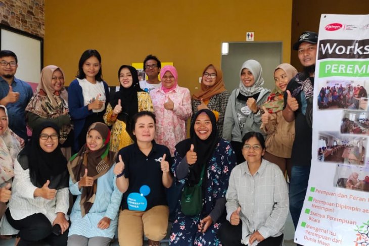 Legislator ajak perempuan berani berperan di dunia politik
