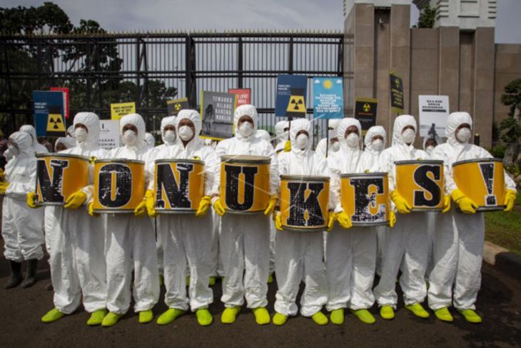 Aksi 9 tahun bencana Fukushima