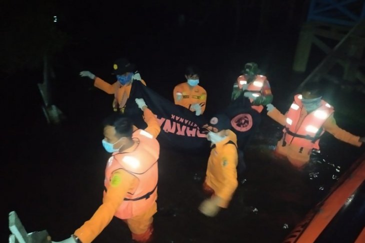 Sabtu malam seluruh korban berhasil ditemukan Tim SAR