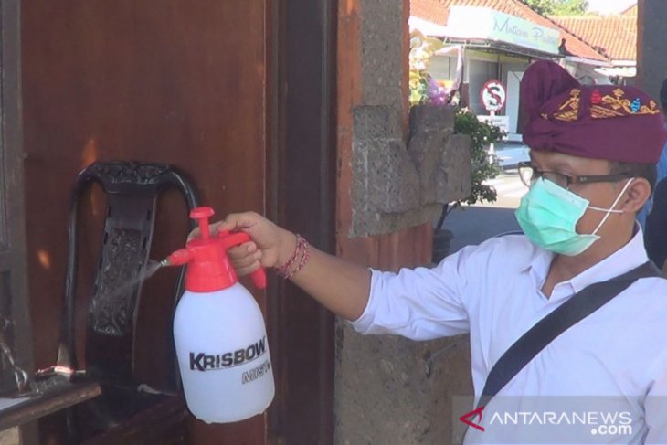 Seluruh wilayah Tabanan disemprot disinfektan cegah COVID-19