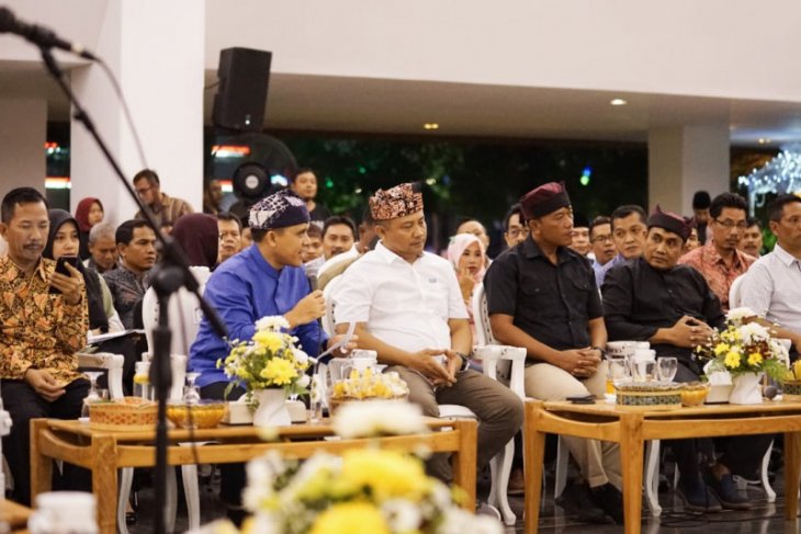 Banyuwangi tunda agenda festival wisata Maret hingga April