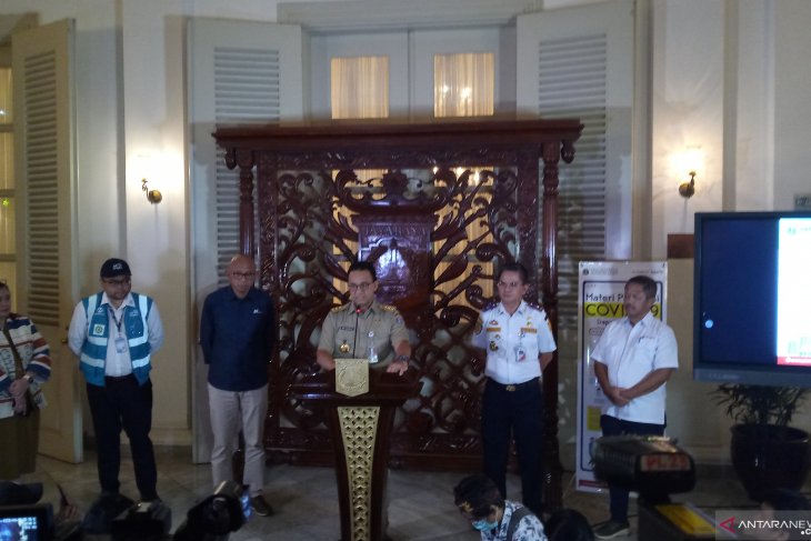 Baswedan lifts curbs on Jakarta transport services